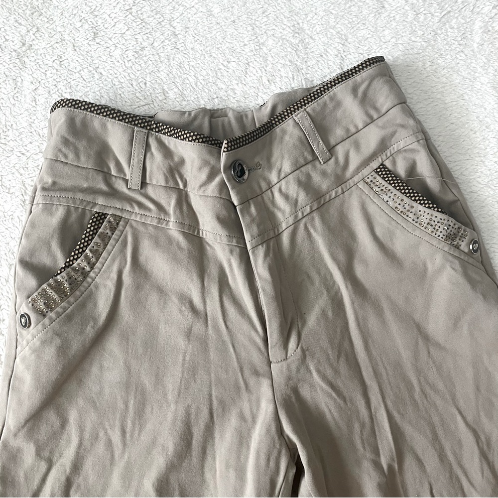 Very cute Capris - Picture 2 of 4